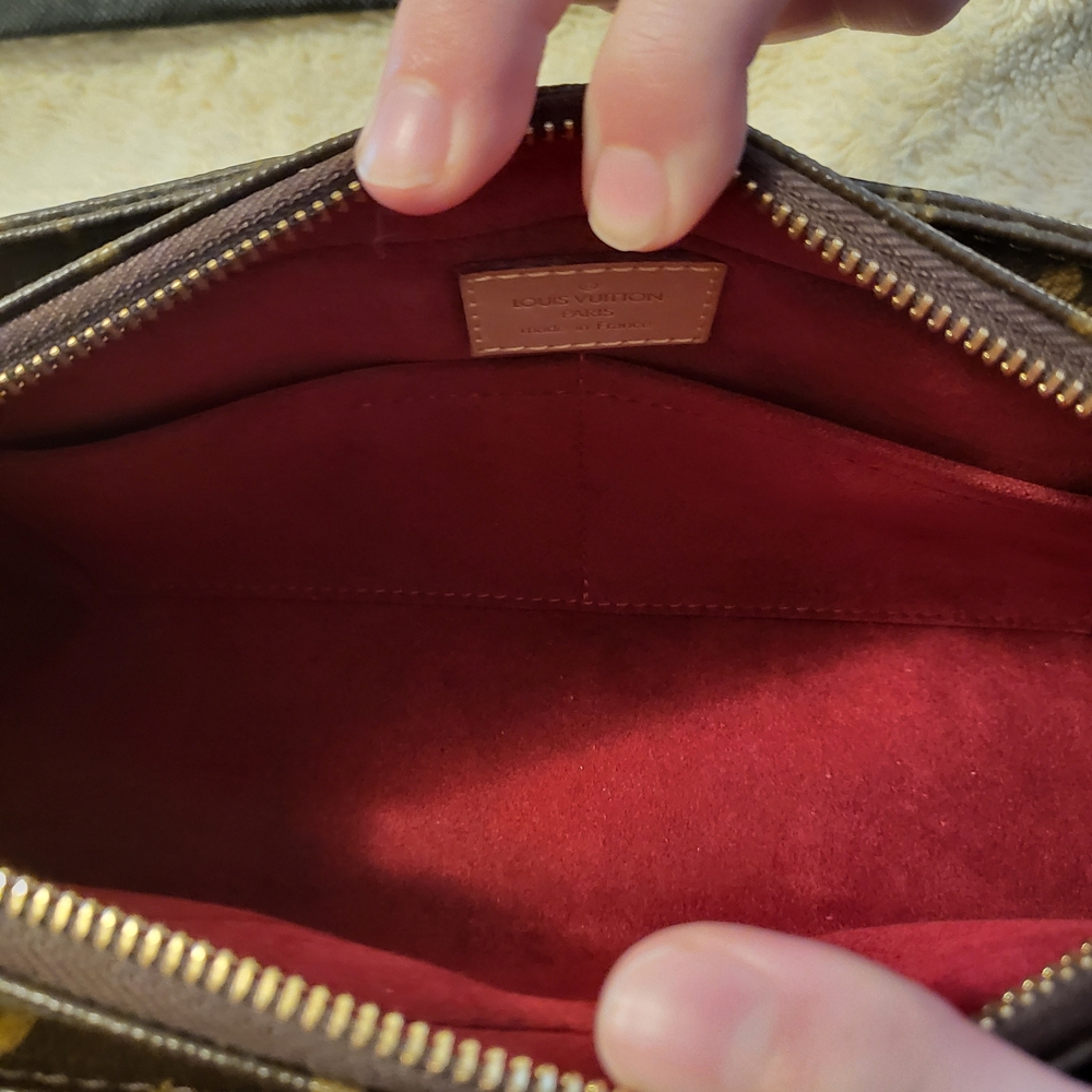 Louis Vuitton Brown Monogram Shoulder Bag - Picture 8 of 8